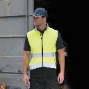 hi-vis-softshell-gilet-yellow-lifestyle-R451X.webp